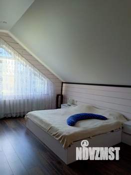 Дом 207м&sup2;, 2-этажный, участок 7 сот.  