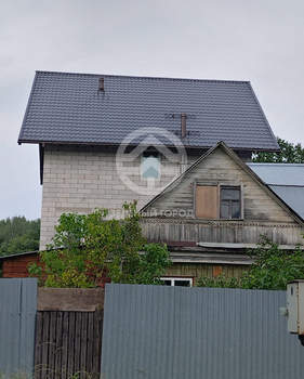 Дом 285м², 3-этажный, участок 14 сот.  