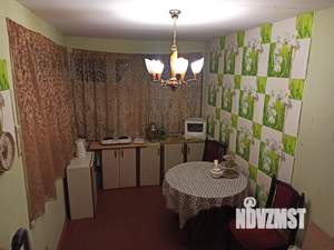 Дом 43м&sup2;, 2-этажный, участок 9 сот.  