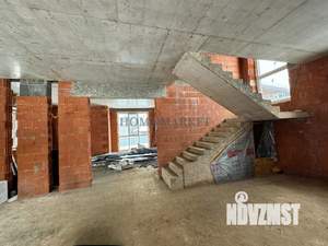 Дом 245м&sup2;, 2-этажный, участок 5 сот.  