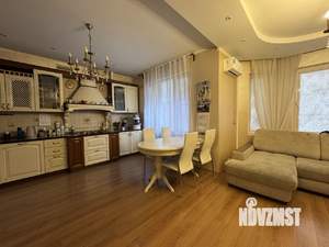 Таунхаус 160м², 4-этажный, участок 1 сот.  