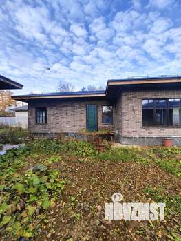 Дом 310м², 2-этажный, участок 11 сот.  