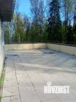 Коттедж 322м², 3-этажный, участок 11 сот.  
