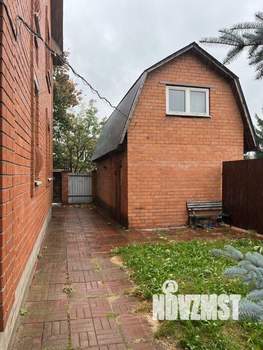 Дом 300м&sup2;, 2-этажный, участок 4 сот.  