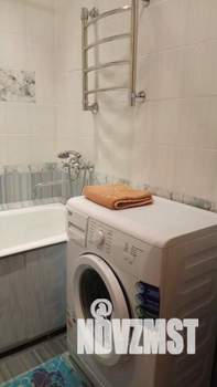 2-к квартира, посуточно, 52м2, 1/1 этаж