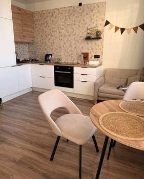 Студия квартира, на длительный срок, 35м2, 20/23 этаж