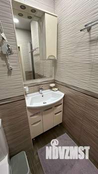 1-к квартира, на длительный срок, 65м2, 10/17 этаж