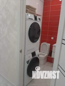 Студия квартира, посуточно, 32м2, 13/23 этаж