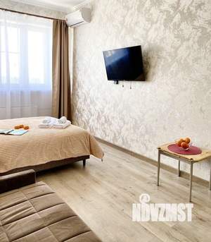 1-к квартира, посуточно, 35м2, 23/23 этаж