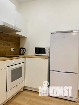 1-к квартира, посуточно, 35м2, 6/25 этаж