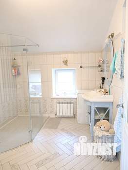 3-к квартира, на длительный срок, 130м2, 2/2 этаж