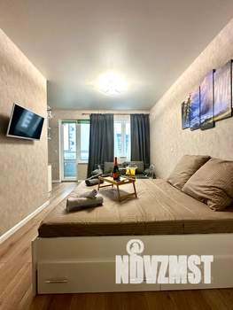 Студия квартира, посуточно, 28м2, 20/24 этаж