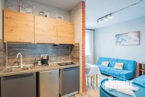 2-к квартира, посуточно, 35м2, 18/23 этаж