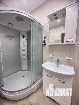 1-к квартира, посуточно, 50м2, 6/10 этаж