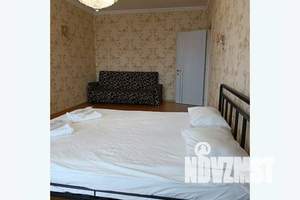 1-к квартира, посуточно, 40м2, 8/22 этаж