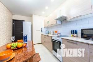 1-к квартира, посуточно, 47м2, 13/17 этаж