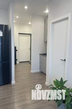 1-к квартира, посуточно, 34м2, 8/23 этаж