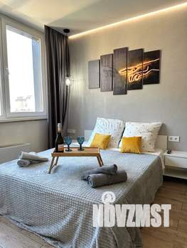 Студия квартира, посуточно, 30м2, 14/23 этаж