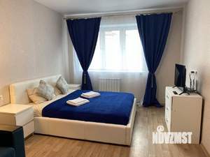 1-к квартира, посуточно, 44м2, 1/1 этаж