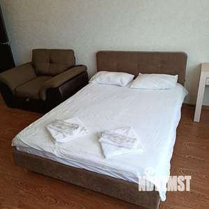 1-к квартира, посуточно, 47м2, 1/1 этаж