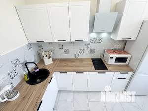 1-к квартира, посуточно, 38м2, 14/25 этаж