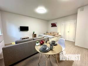 Студия квартира, посуточно, 30м2, 4/23 этаж