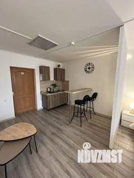 Студия квартира, посуточно, 20м2, 1/19 этаж