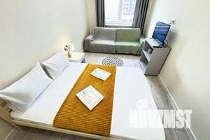 1-к квартира, посуточно, 40м2, 12/23 этаж