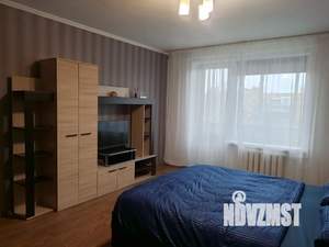 1-к квартира, посуточно, 32м2, 8/9 этаж