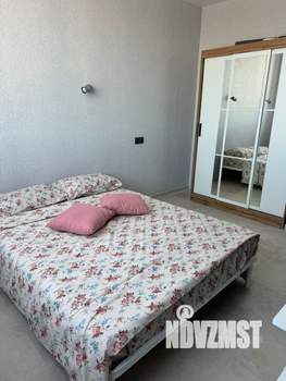 1-к квартира, посуточно, 40м2, 23/23 этаж