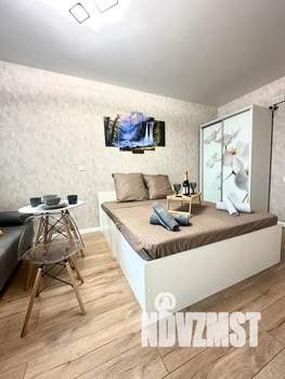 Студия квартира, посуточно, 28м2, 20/24 этаж