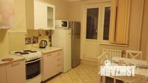 2-к квартира, посуточно, 52м2, 1/1 этаж