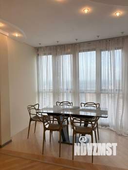 Студия квартира, на длительный срок, 58м2, 24/25 этаж