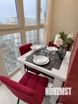 Студия квартира, посуточно, 27м2, 21/25 этаж