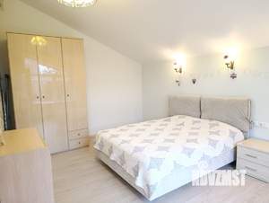 3-к квартира, на длительный срок, 130м2, 2/2 этаж