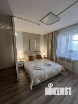 Студия квартира, посуточно, 20м2, 1/19 этаж