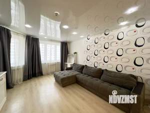 2-к квартира, вторичка, 67м2, 11/17 этаж