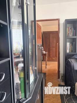 3-к квартира, вторичка, 60м2, 9/9 этаж