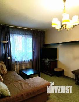 2-к квартира, вторичка, 45м2, 1/5 этаж