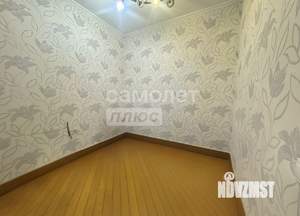 2-к квартира, вторичка, 55м2, 1/10 этаж