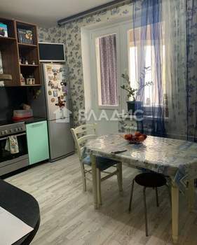 3-к квартира, вторичка, 76м2, 4/22 этаж