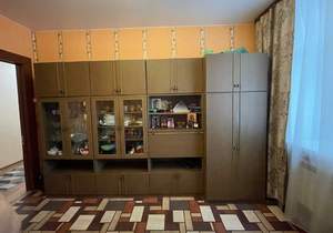 3-к квартира, вторичка, 75м2, 1/3 этаж