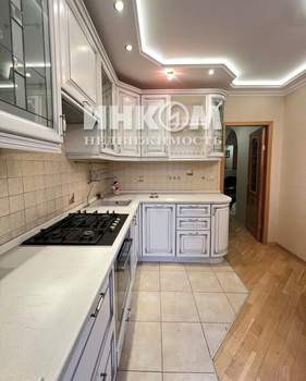 2-к квартира, вторичка, 52м2, 4/5 этаж