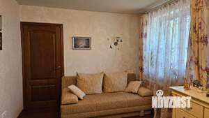 2-к квартира, вторичка, 38м2, 1/5 этаж