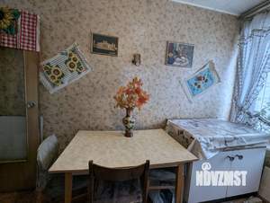 3-к квартира, вторичка, 60м2, 3/9 этаж