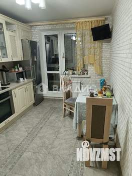 2-к квартира, вторичка, 68м2, 14/25 этаж