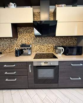 2-к квартира, вторичка, 62м2, 10/17 этаж