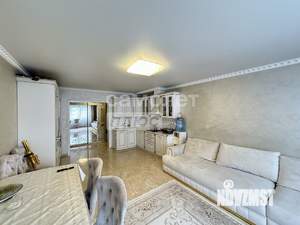 3-к квартира, вторичка, 68м2, 7/19 этаж