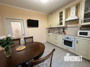 2-к квартира, вторичка, 63м2, 6/17 этаж