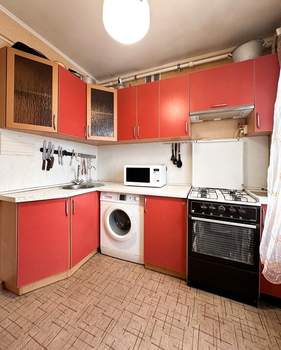 4-к квартира, вторичка, 64м2, 9/9 этаж